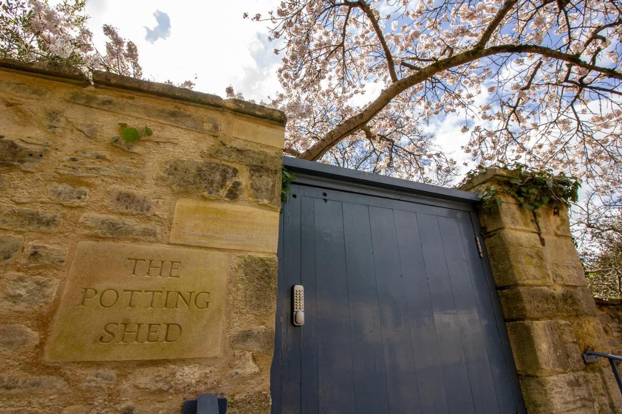 The Potting Shed, 5* Luxury Escape Cirencester Exterior photo